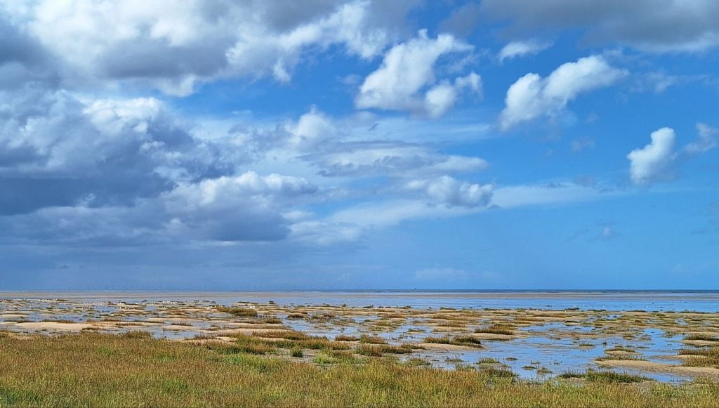 Hoylake beach photograph by Simon Birtall